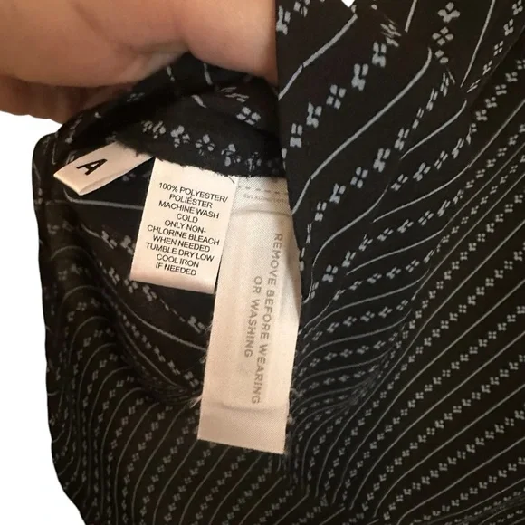 COPY - Loft Black and navy Blue Sheer Tank Top Size LP - Picture 5 of 6